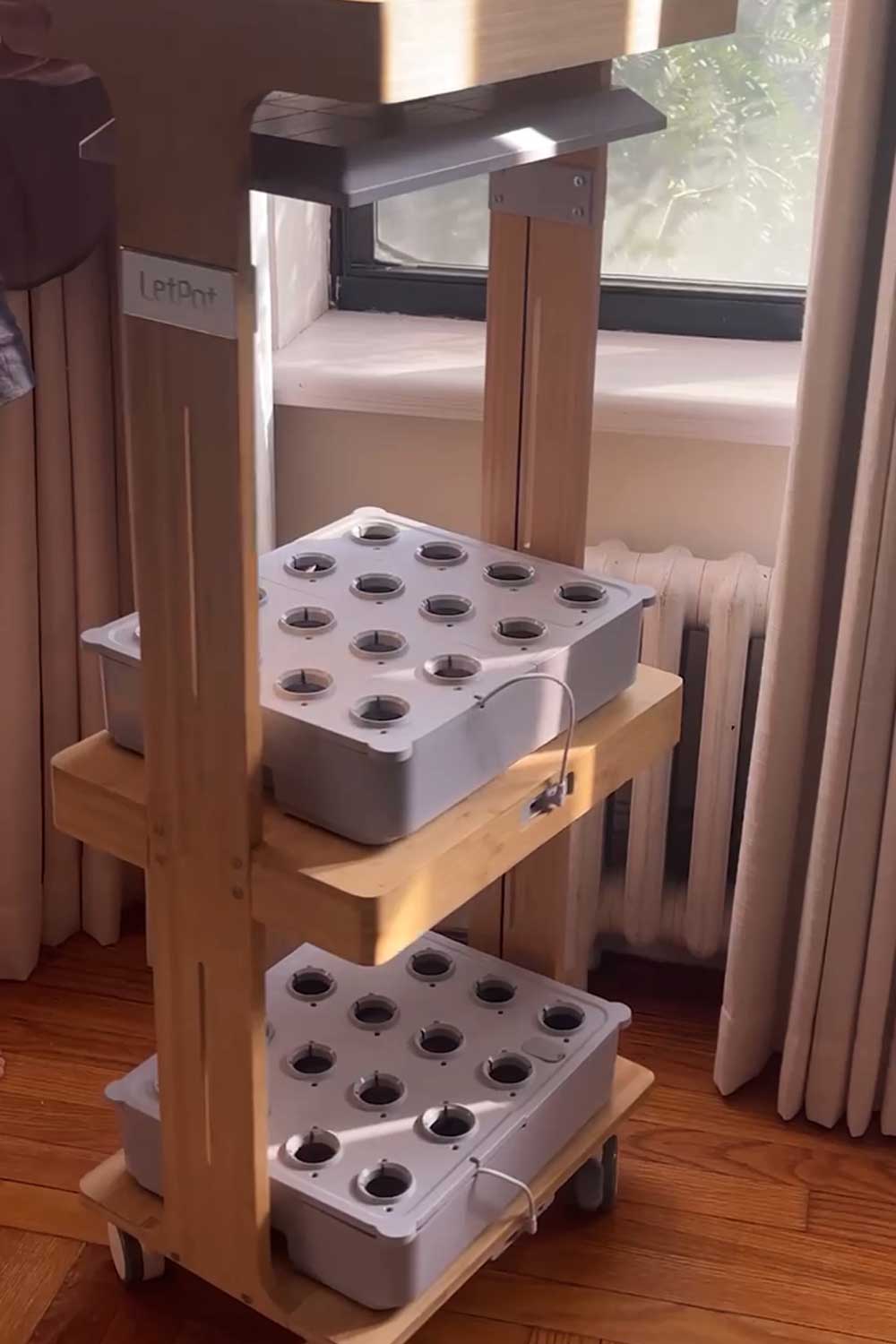 2-tier-32-pod-letpot-home-floor-garden