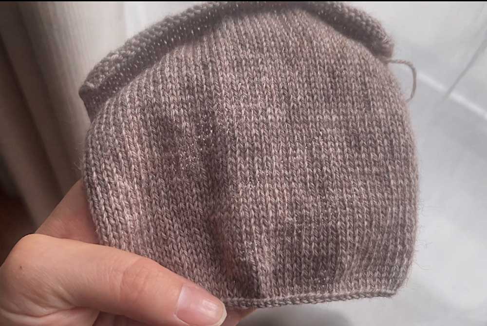 amazon-cashmere-yarn-gauge-swatch