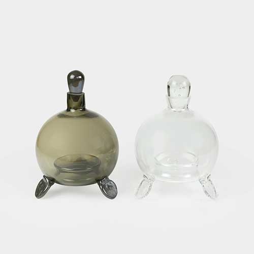 beautiful-aesthetic-gift-ideas-gardener-ornamental-glass-fly-trap