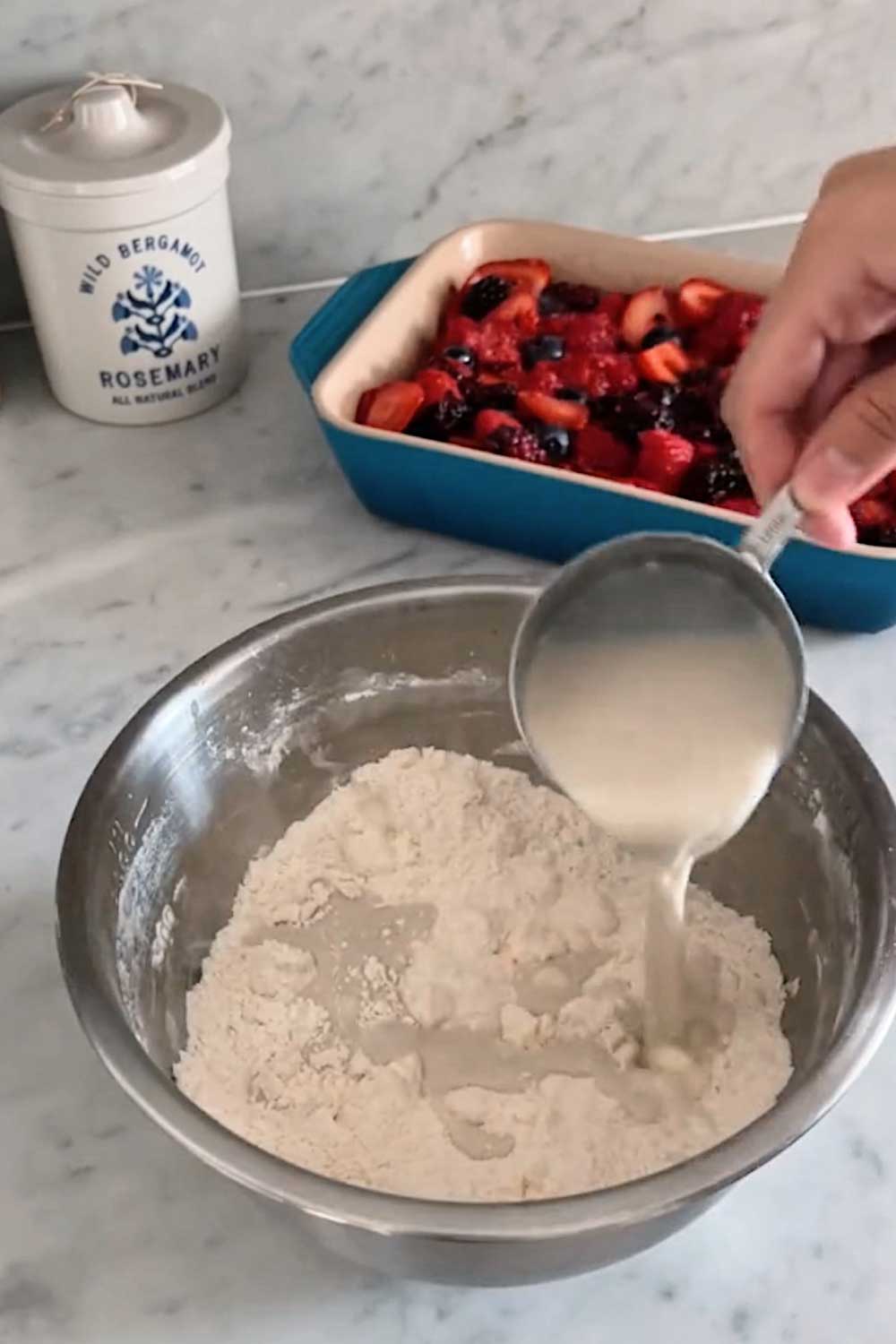 berry-biscuits-with-oat-milk-lactose-free