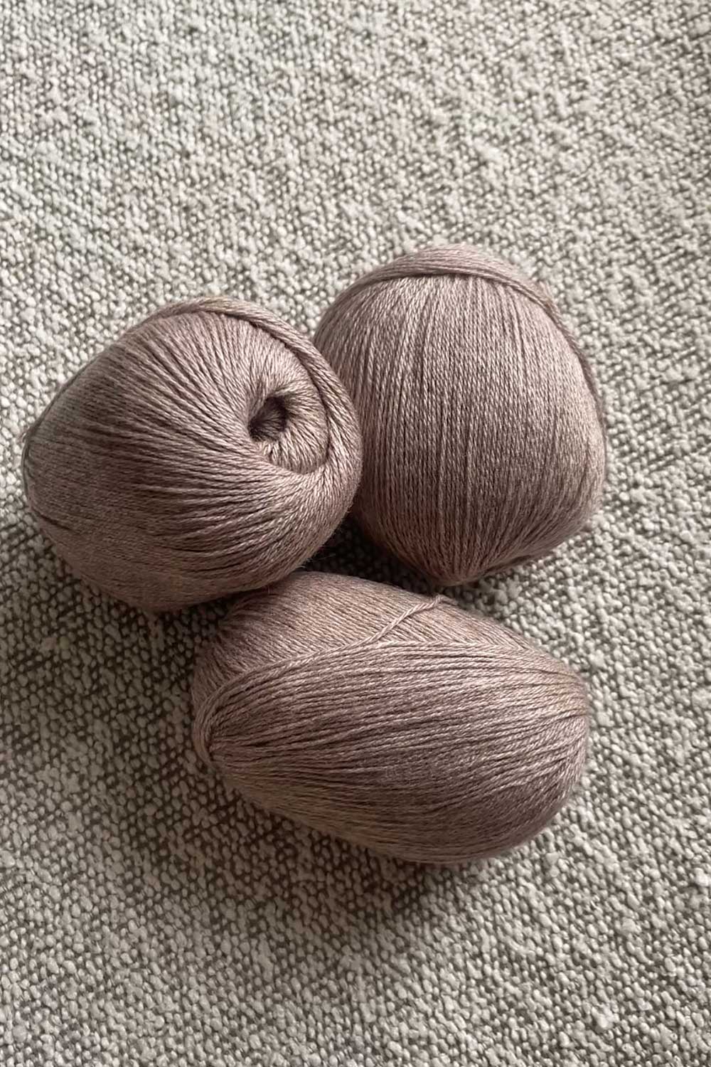 best-affordable-cashmere-yarn-from-amazon