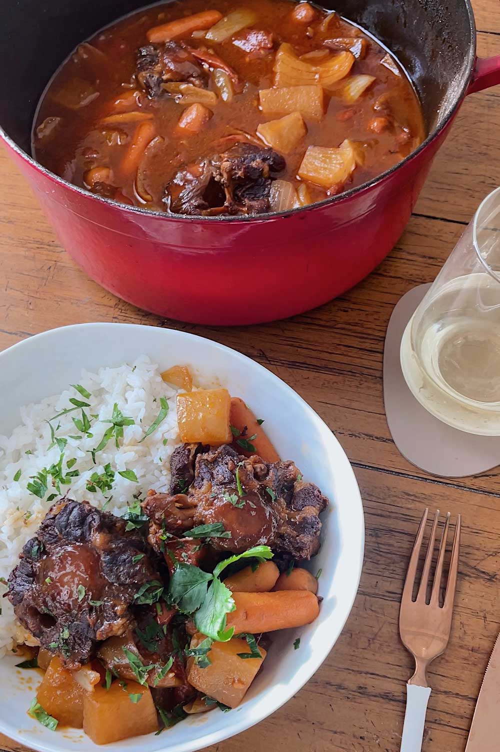 Chinese Braised Oxtails in Tomato Stew