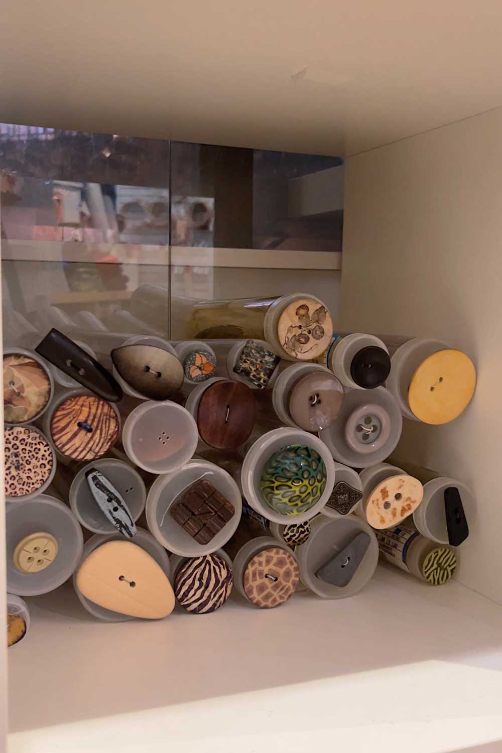 buttons-for-knitting-at-annie-needlepoint-and-knitting-new-york-city-yarn-shop