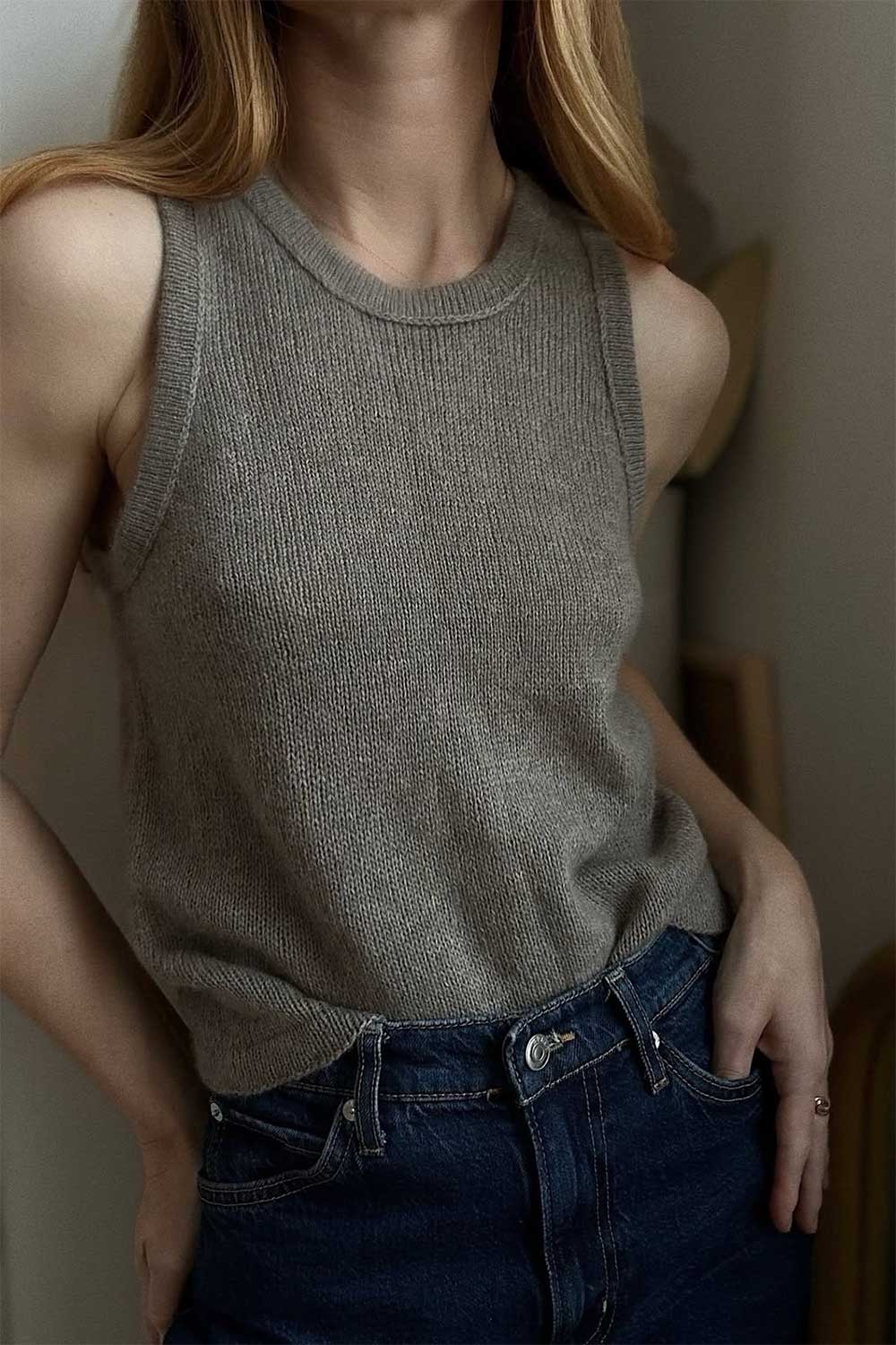 camisole-no-9-in-cashmere