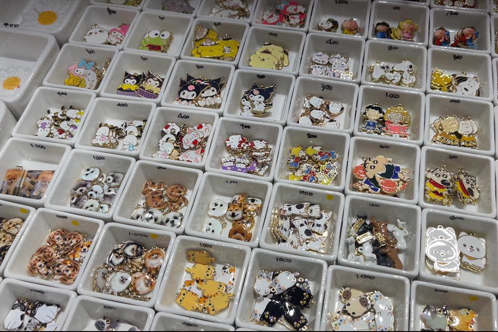 charms-at-dongdaemun-market-seoul