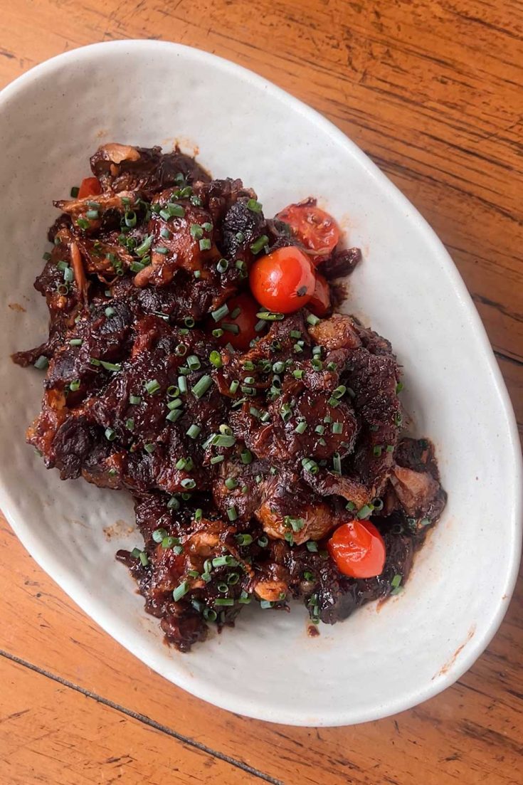 chinese-oxtails-braised-in-soy-sauce
