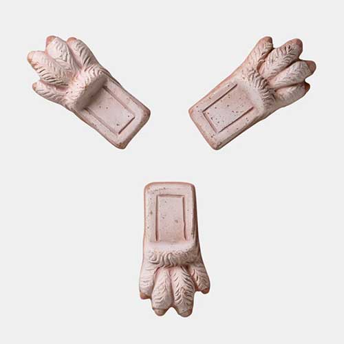 gardener-gift-guide-lion-paw-pot-feet-for-terracotta-pot