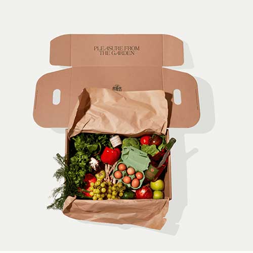 luxurious-gift-idea-gardener-farmers-market-box