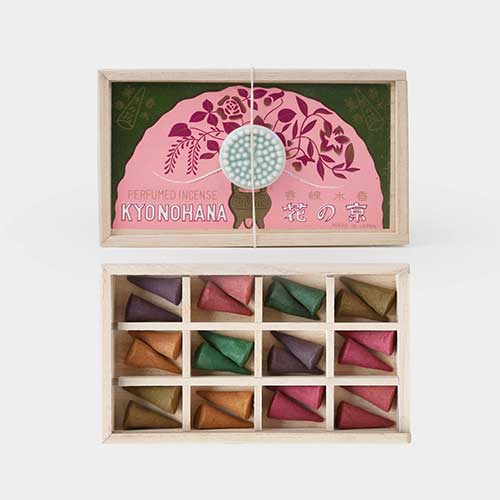 luxury-gift-guide-gardeners-kyoto-flowers-incense-set
