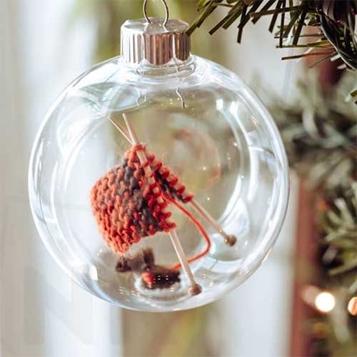 stocking-stuffer-gifts-for-knitters-yarn-ornament