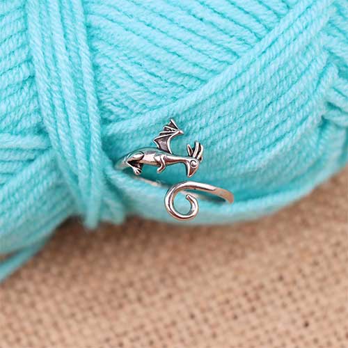 unique-gift-idea-for-knitters-dragon-knitting-thimble
