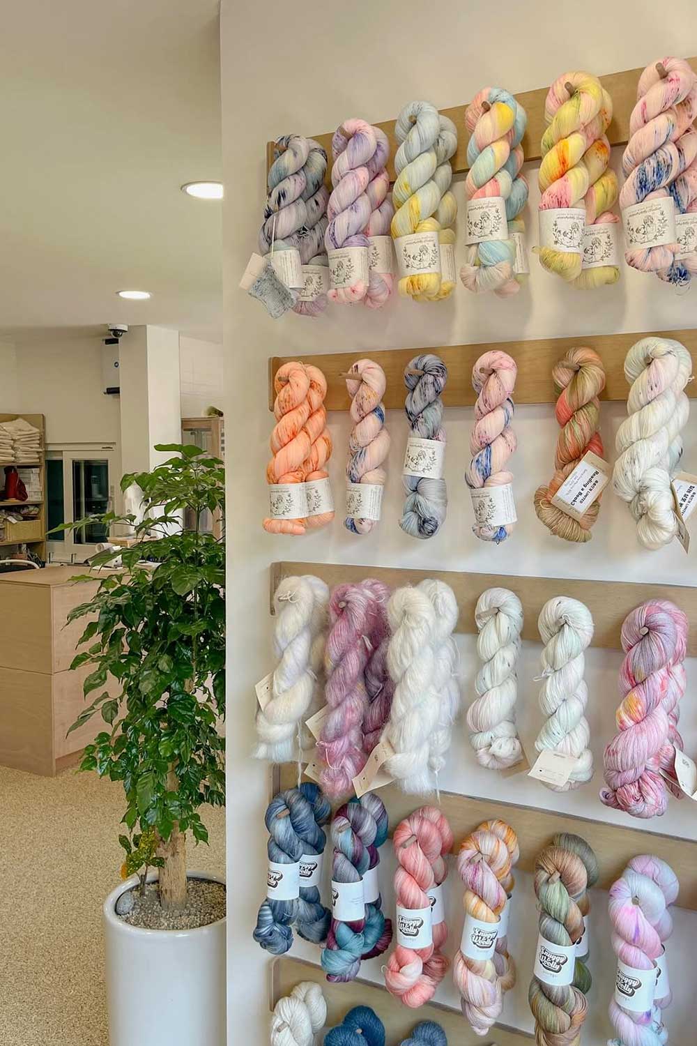 where-to-buy-hand-dyed-indie-yarn-in-seoul